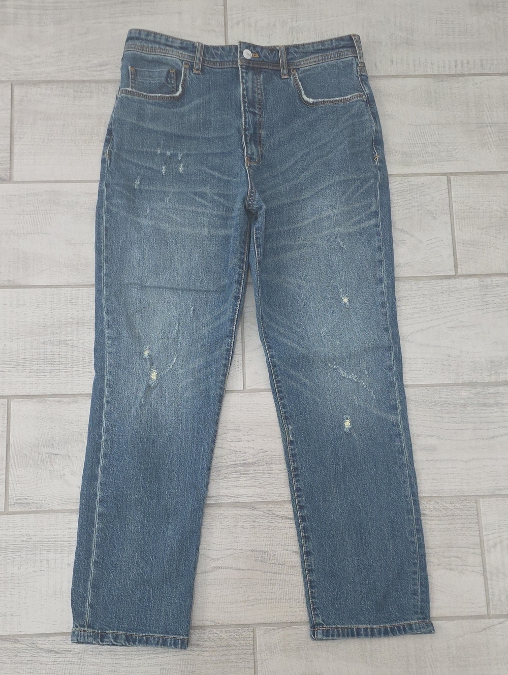 Pilcro The Borrowed Jeans Women's Size 30T  Straight Leg Distressed